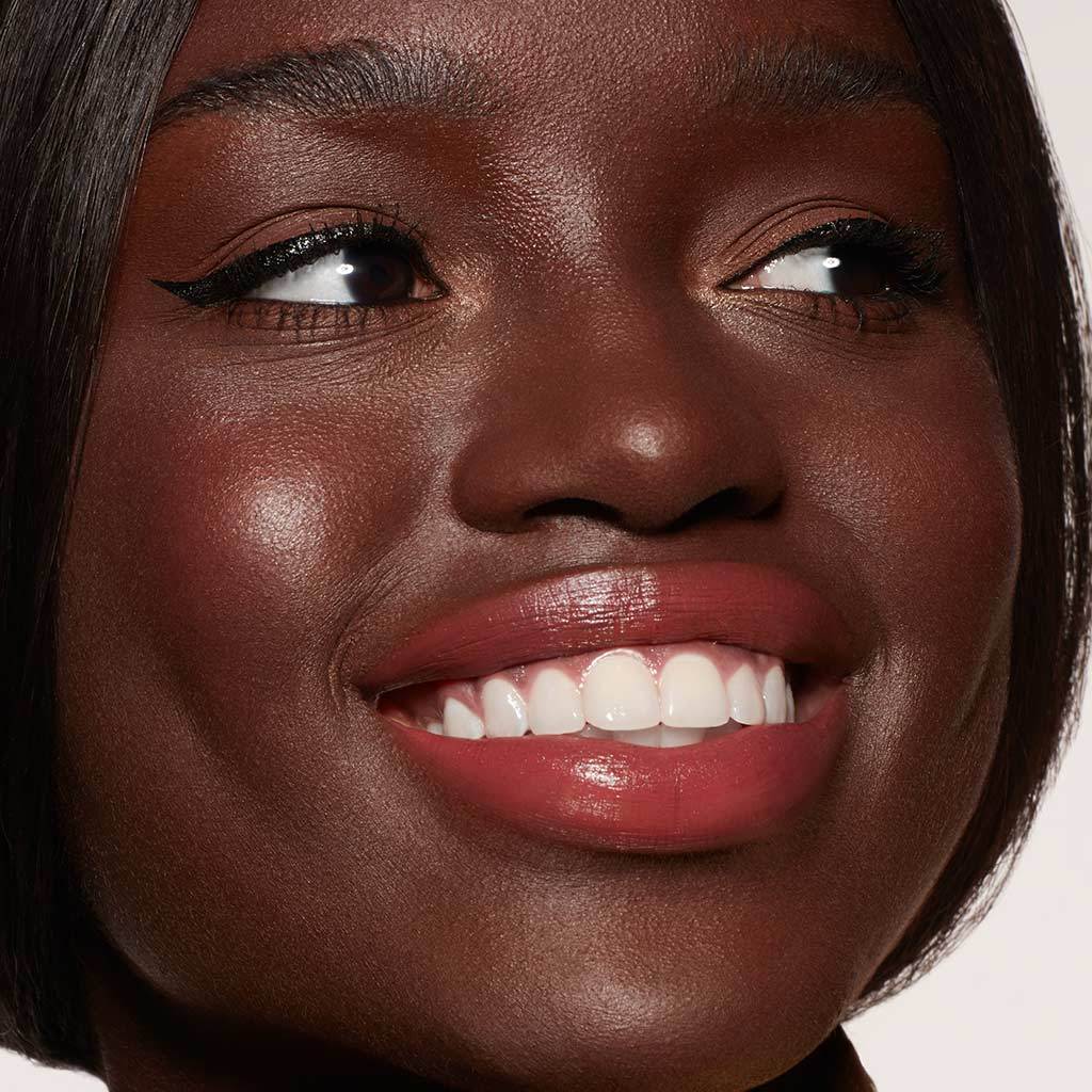 Vegan waterproof liquid eyeliner