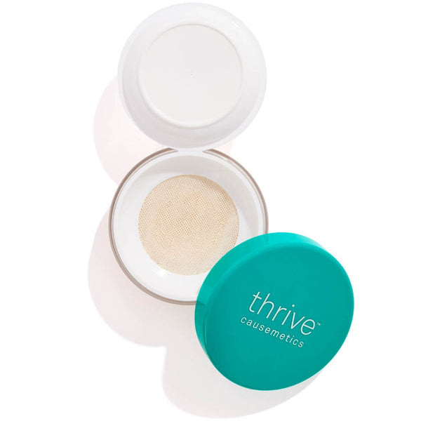 Vegan setting powder locks in makeup for long-lasting wear + provides a matte, flawless finish