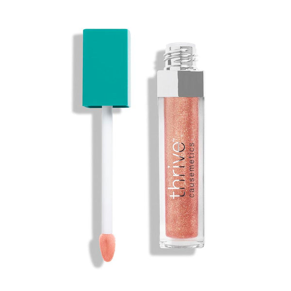 Vegan high-shine lip gloss that hydrates lips